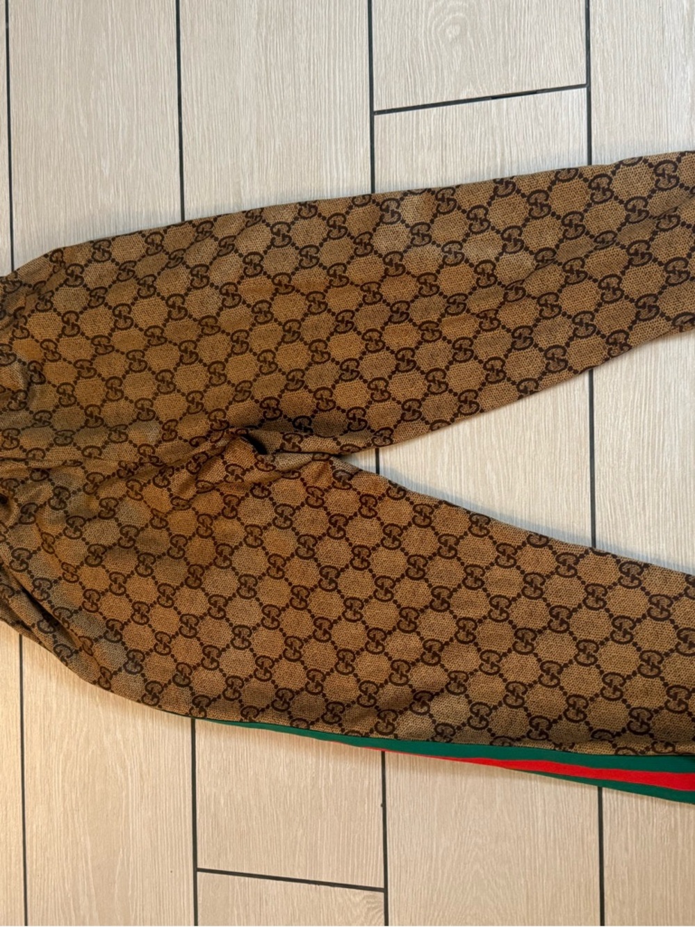 Preloved Gucci Brown Monogram Track Pants size xl - Picture 11 of 13